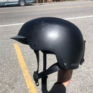 •sold• anon women’s helmet ski snowboard